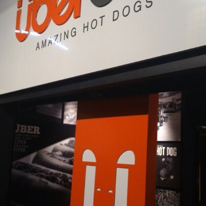 Photo taken at Überdog - Amazing Hot Dogs by Yuri d. on 8/23/2012