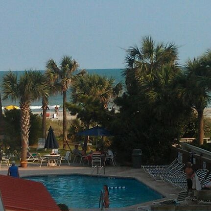 9/3/2011 tarihinde KTM - K.ziyaretçi tarafından Beach Colony Resort'de çekilen fotoğraf