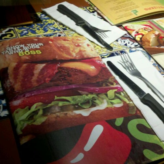 Photo taken at Chili&#39;s Grill &amp; Bar by Norimasa S. on 1/22/2012