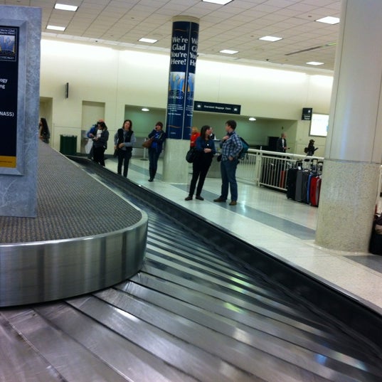 Baggage Claim MDW Baggage Claim in Chicago