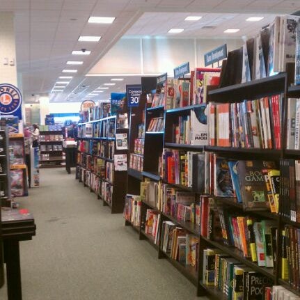 Photos At Barnes Noble 15 Tips From 911 Visitors