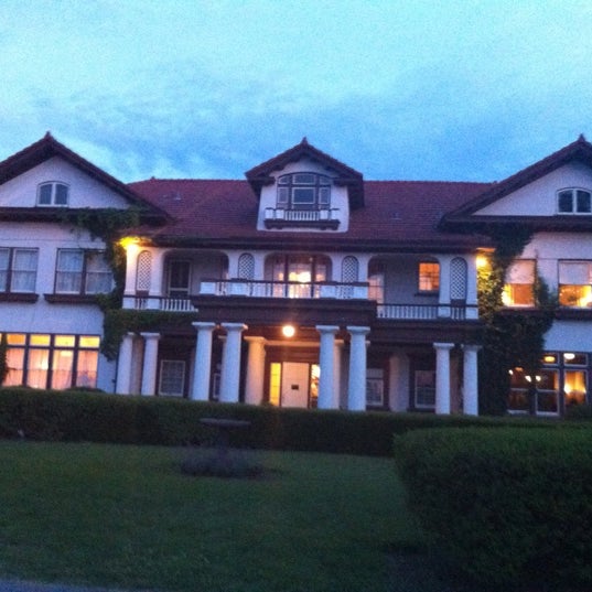 Longview Mansion 1200 SW Longview Dr