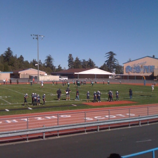 Rim Of the World High School High School in Lake Arrowhead