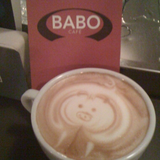 รูปภาพถ่ายที่ Babo Café โดย Jurgen S. เมื่อ 5/4/2011