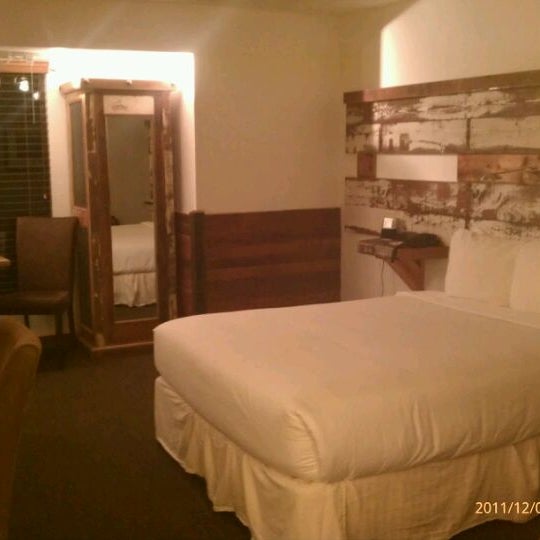 Das Foto wurde bei 968 Park Hotel von Anna U. am 12/10/2011 aufgenommen