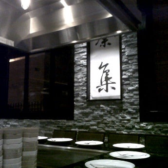 Photo taken at Osaka Japanese Sushi and Steakhouse by W Boston Insider on 11/9/2011