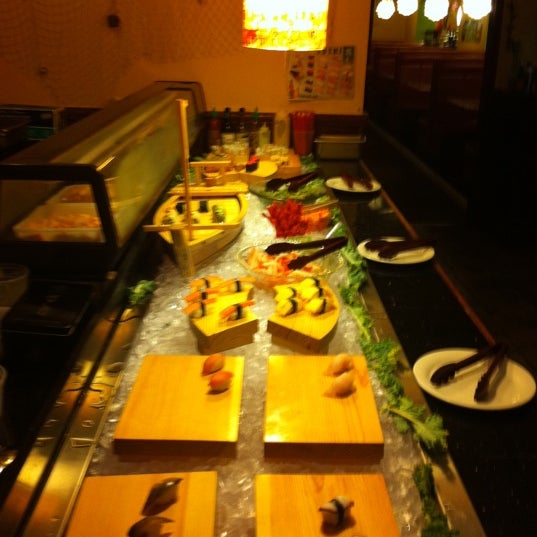Das Foto wurde bei Fuji Chinese Buffet von Dave H. am 1/10/2012 aufgenommen