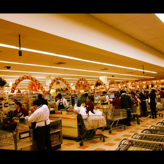 Market Basket Supermarket in Union Square