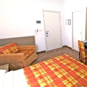 Rooms confortable and clean! Rooms with or with shared bathroom