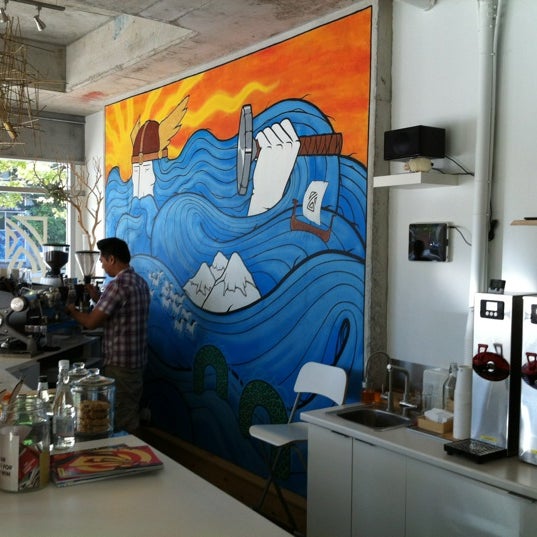 รูปภาพถ่ายที่ Thor Espresso Bar โดย Joël P. เมื่อ 8/10/2011