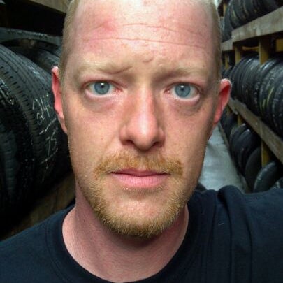 10/4/2011에 Ron P.님이 Ron&#39;s Discount Tires &amp; Auto Repair에서 찍은 사진