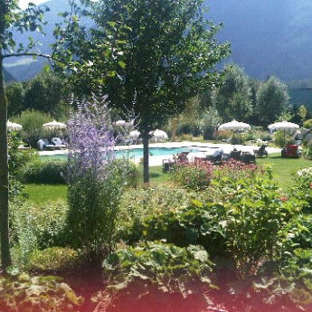 Foto diambil di *****Deluxe Hotel &amp; Spa Resort Alpenpalace oleh jesuispantoufle d. pada 8/24/2011