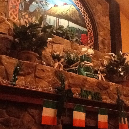 3/16/2012에 Ingrid N.님이 Blackthorn Restaurant &amp; Irish Pub에서 찍은 사진