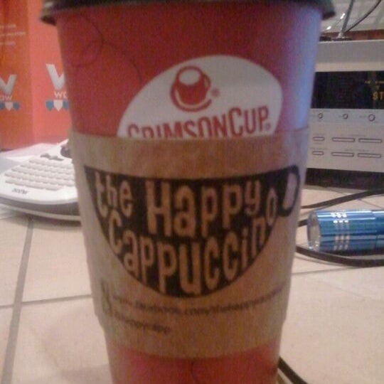 Снимок сделан в The Happy Cappuccino Coffee House пользователем Heather F. 11/4/2011