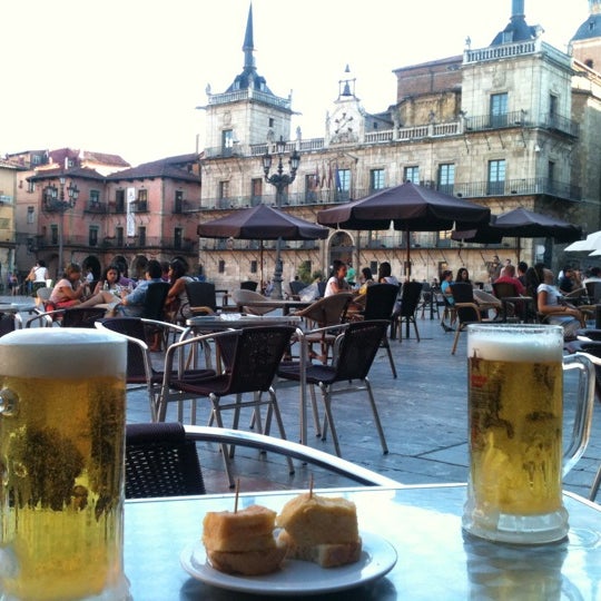 Barrio Húmedo. León, Spain