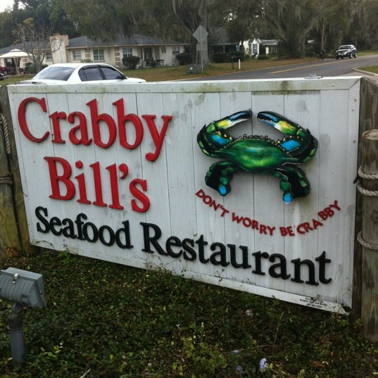 Photo taken at Crabby Bill&#39;s St. Cloud by Bethany B. on 1/23/2012