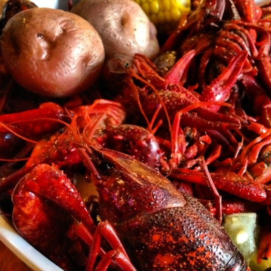 Heads and Tails Seafood 2070 Silverside Dr