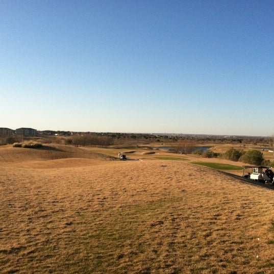 Снимок сделан в The Golf Club at Star Ranch пользователем Lucas M. 12/31/2011