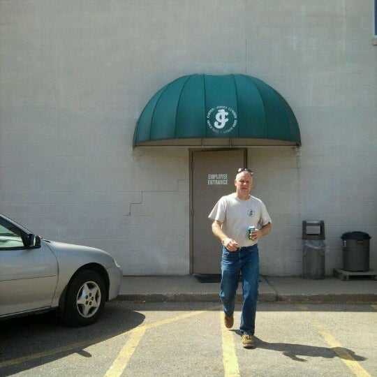 CarterJones Lumber Hardware Store in Akron