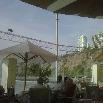 Photo taken at Restaurant Costa Verde by Fiorella C. on 1/15/2012