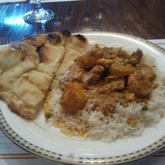 Photo taken at Swagat Fine Indian Cuisine by Imene M. on 8/28/2011