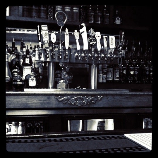 Photo taken at Sahara&#39;s Cafe &amp; Bar by Kimberly L. on 9/13/2011