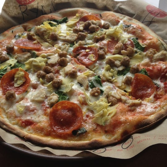 Photo taken at Mod Pizza by Doctor C. on 4/30/2012
