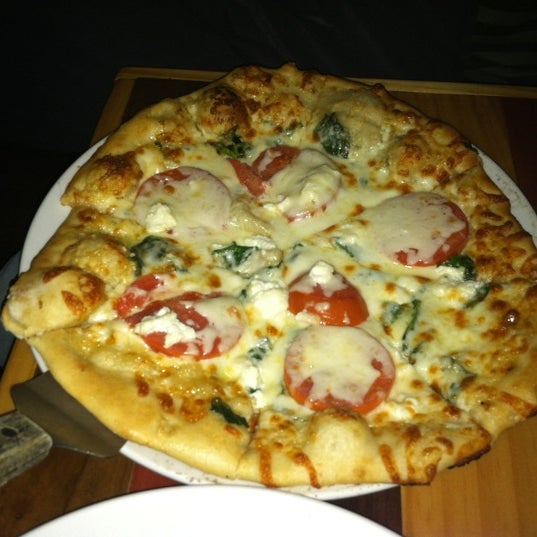 Get the florentine pizza!