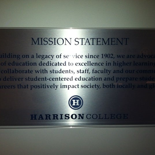 Снимок сделан в Harrison College Administration пользователем Greg N. 2/1/2012