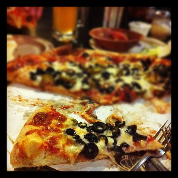 Warehouse Pizza La Verne, CA