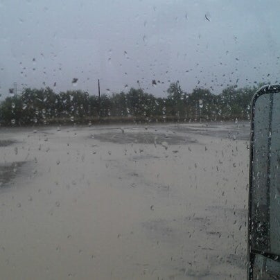 Western Flyer Express Trucking Company - Central Oklahoma City - 3 tips