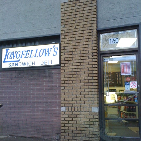 Longfellow's Sandwich Deli 6 tips from 228 visitors