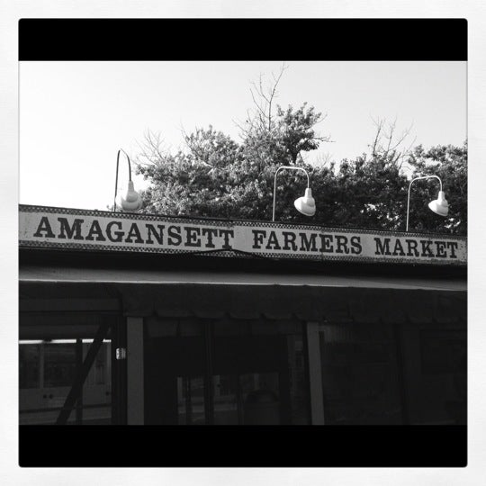 รูปภาพถ่ายที่ Amagansett Farmers Market โดย Katy F. เมื่อ 8/13/2012