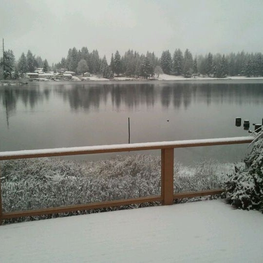 Foto scattata a Emory&#39;s on Silver Lake da Brandon S. il 1/15/2012