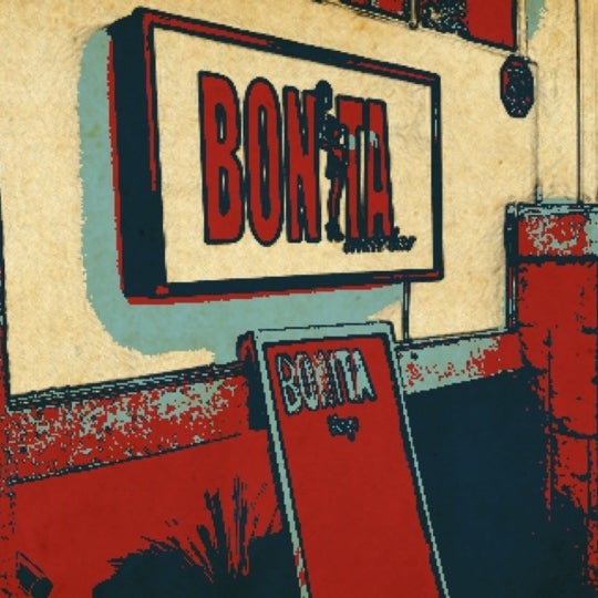 8/9/2011 tarihinde Bruno A.ziyaretçi tarafından Bonita Indie Bar'de çekilen fotoğraf