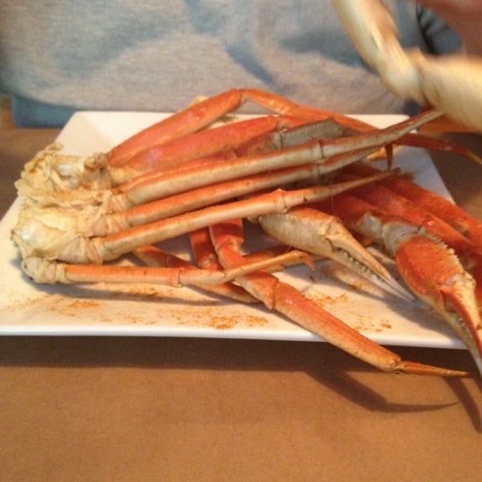 Foto scattata a Fifer&#39;s Seafood da Melissa K. il 6/17/2012