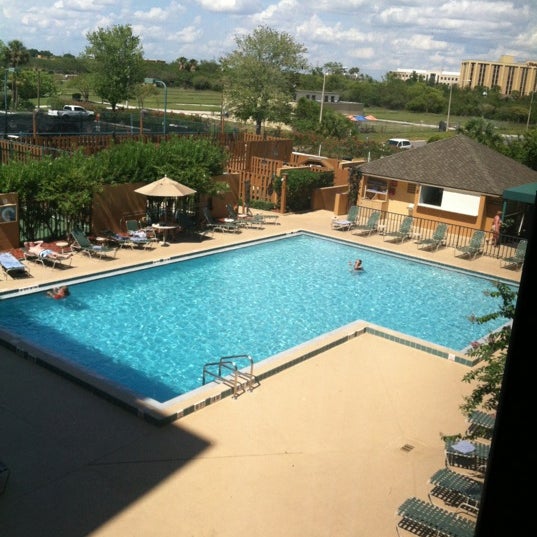 Foto tirada no(a) Best Western Orlando Gateway Hotel por ironmikeonabike B. em 5/17/2012