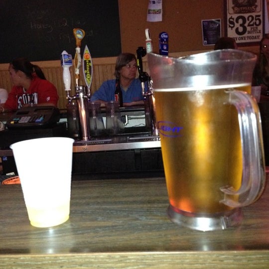 Leo's Sports Bar & Grill Vermillion, SD