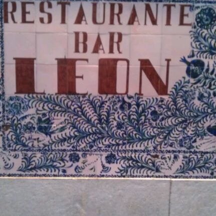 Das Foto wurde bei Restaurante Bar León von Joaquin L. am 6/5/2011 aufgenommen