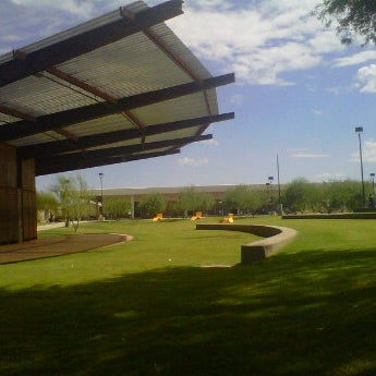 Снимок сделан в Scottsdale Community College пользователем Tess S. 10/3/2011