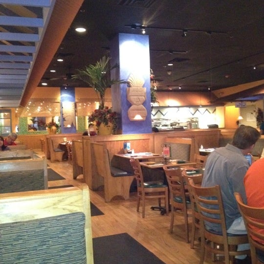 Photo taken at Mi Amigo&#39;s Mexican Grill by Ayana R. on 3/14/2012