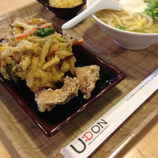 Photo taken at U:DON Fresh Japanese Noodle Station by Allen C. on 2/26/2012