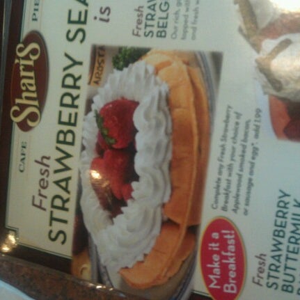 Photo taken at Shari&#39;s Cafe and Pies by Kassandra G. on 6/23/2012