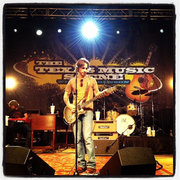 Снимок сделан в Texas Music Theater пользователем Todd P. 6/5/2012
