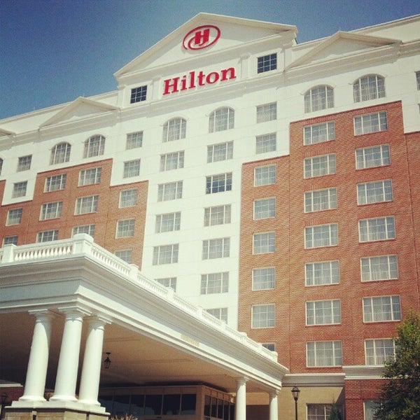Foto tirada no(a) Hilton Columbus/Polaris por Lawrence S. em 8/24/2012