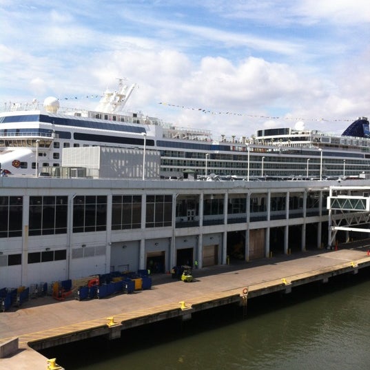 manhattan cruise terminal photos