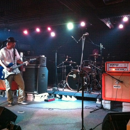 Photos At Samurai Live House 武士武士音樂展演空間 Rock Club