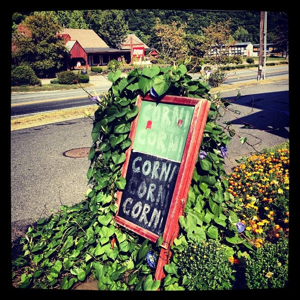 Dutton Farms Food and Beverage Retail in West Brattleboro