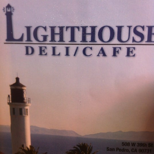 Foto diambil di Lighthouse Cafe oleh Edwin K. pada 6/2/2012