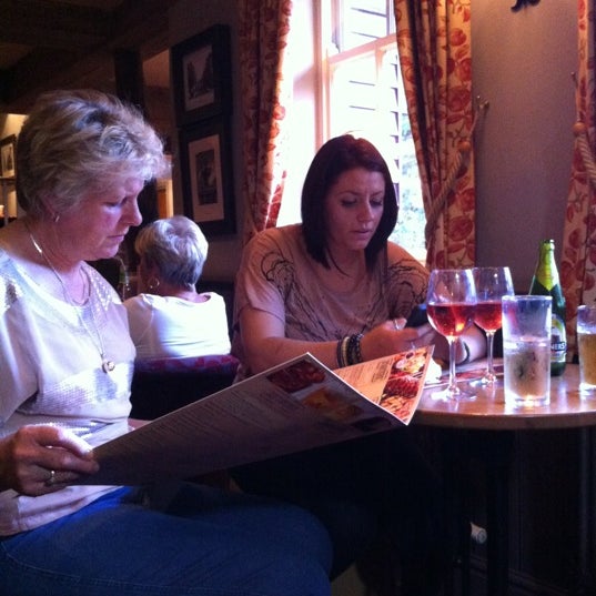 The Summerhill (Harvester) English Restaurant in Kingswinford